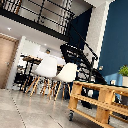 Apartmán 48 Downtown Lofts Néa Péramos Exteriér fotografie