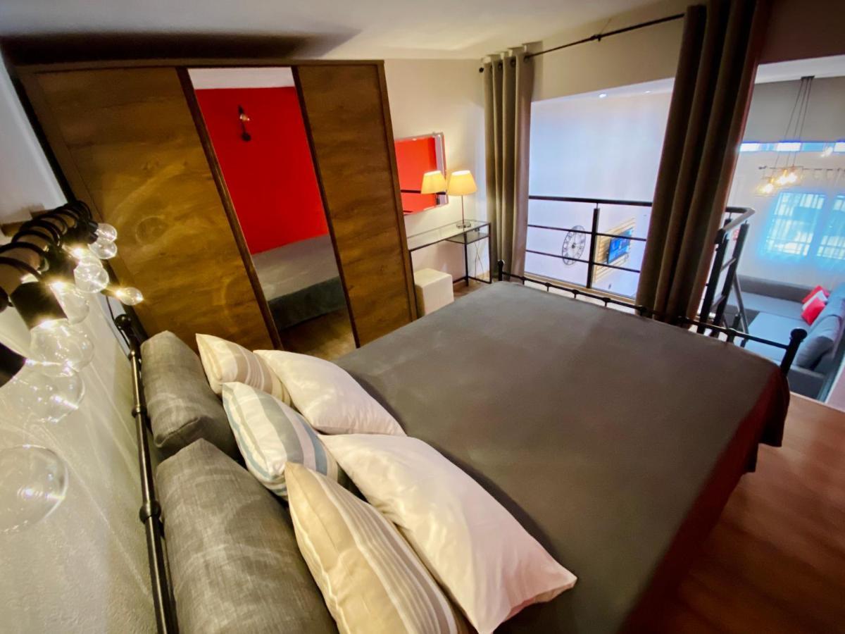 Apartmán 48 Downtown Lofts Néa Péramos Exteriér fotografie