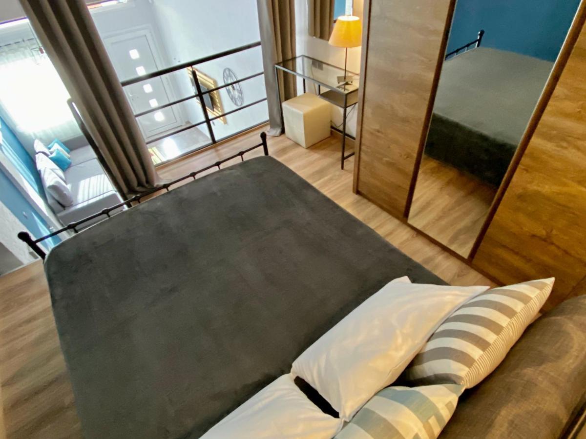 Apartmán 48 Downtown Lofts Néa Péramos Exteriér fotografie